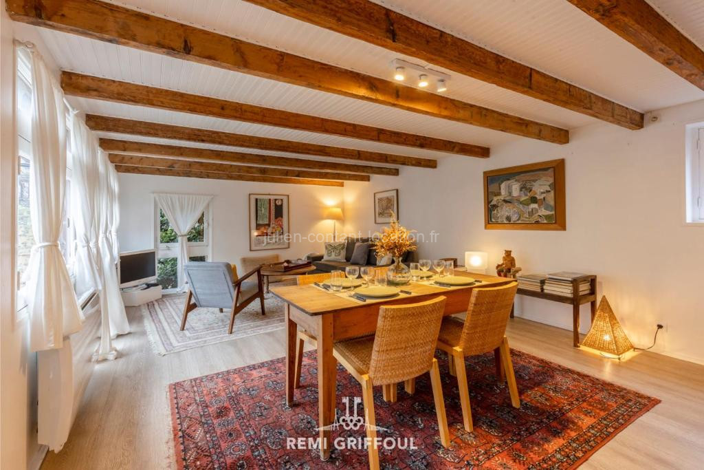 photo de Fenêtres sur cour 3 - Duplex in the heart of the city center