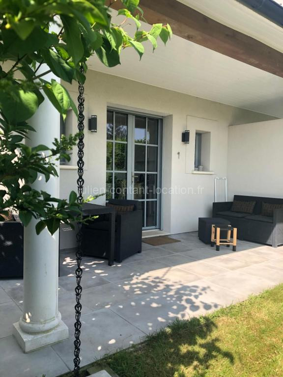 Photo de Bel Air Studios-Terrasse couverte-Jardinet-Vue Pont de Normandie-Parking privé