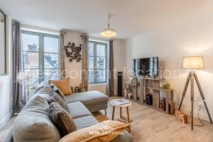 Magical Rooftop Views Historic City Center 2 guests à Honfleur