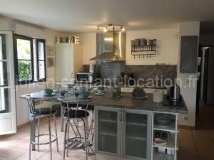 Beautiful ground floor 2 bedroom apartment à Honfleur