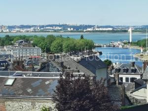 Le nid perché à Honfleur