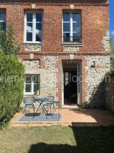 Loft/jardin et parking : Le Petit Clos Bourdet à Honfleur