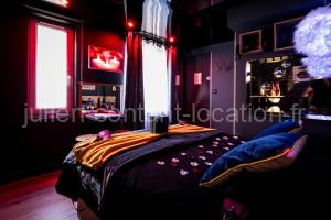 Loveroom sauna, balnéo, parking privé dans le centre de Honfleur à Honfleur