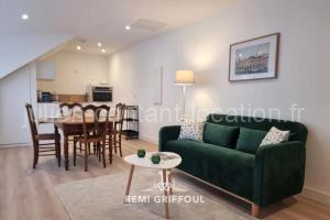 Hypolite 5 Elegant Apartment 80 meters from Honfleur Port 2 guests à Honfleur