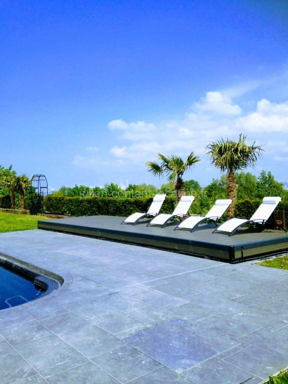 photo de New Cottage & spa de nage Guesthouse