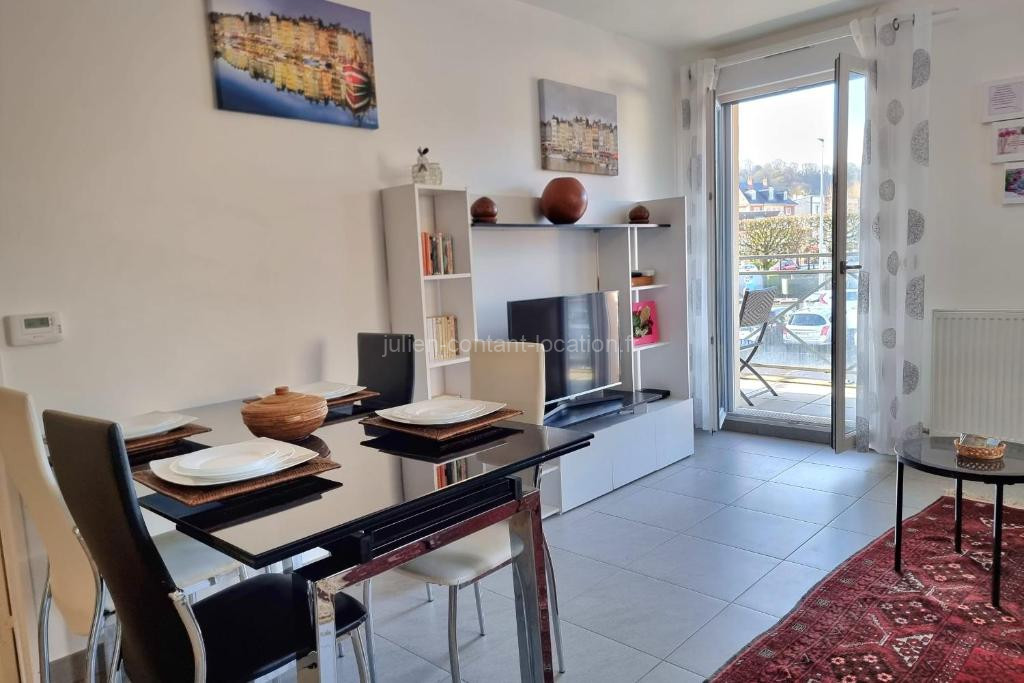 Photo de Chez Lou et Dan 4P apartment with balcony elevator and secure parking