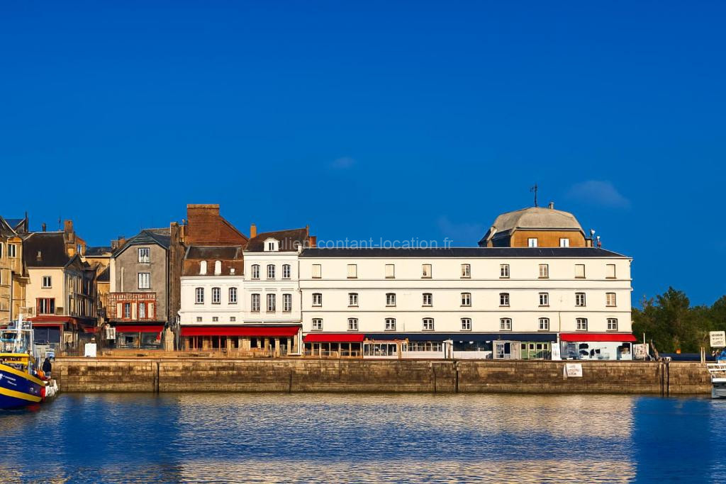 photo de Best Western Le Cheval Blanc -Vue sur le port-plein centre ville